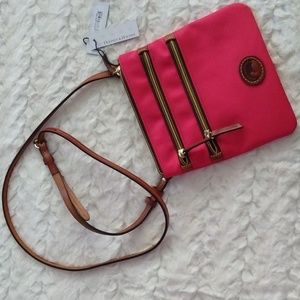 NEW Dooney & Bourke Nylon North/South Triple Zip Crossbody ♥️ RED
